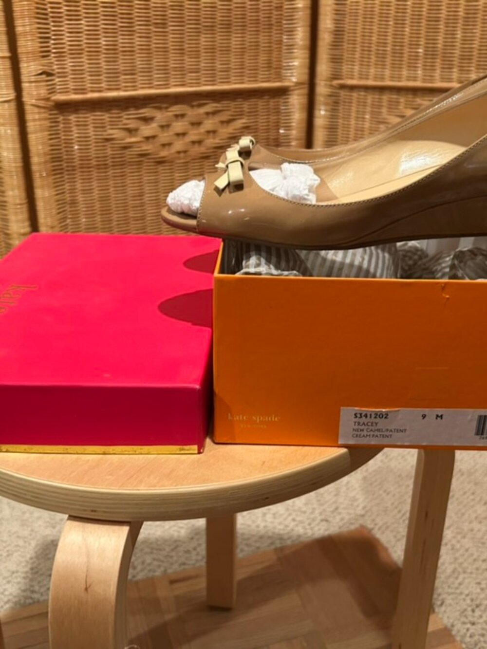 Kate Spade "Tracey" Shoes - Size 9 - $25 - Picture 2 of 4
